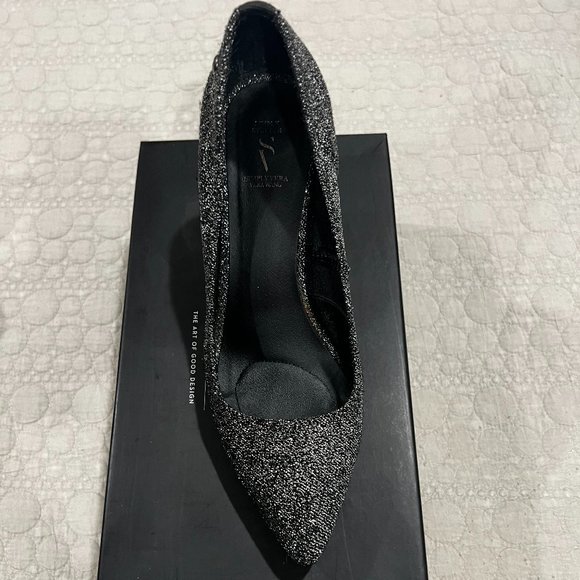 Simply Vera Vera Wang Shoes - Simply Vera Wang  Black Metallic Pointed Toe Heels Size 6.5